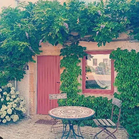 Le Lit De La Semoy Alojamento de Acomodação e Pequeno-almoço 3*