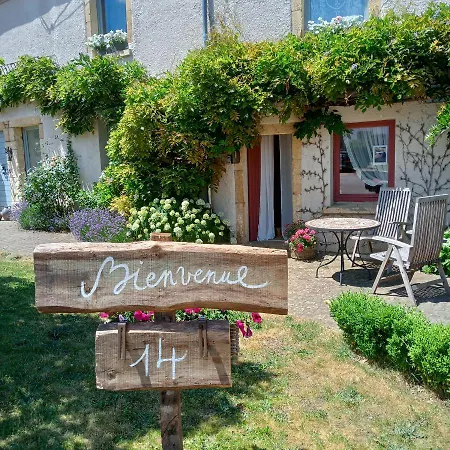 Le Lit De La Semoy Bed & Breakfast *